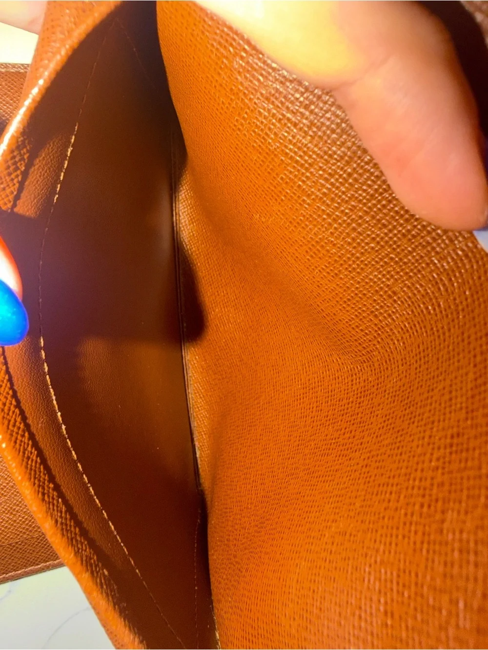 Louis Vuitton Wallet - Picture 13 of 13